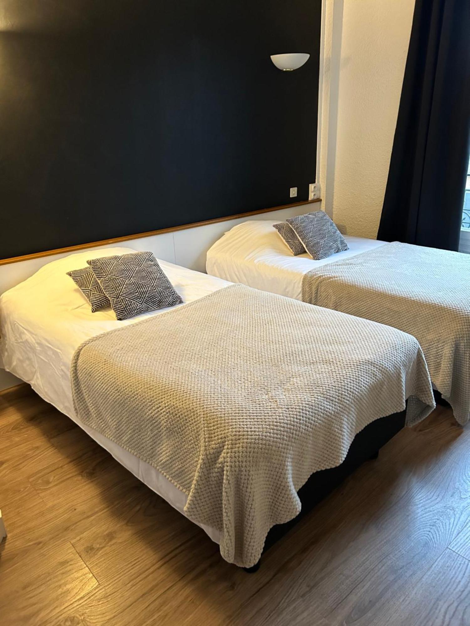 Hotel Du Pot D'Etain Chalons en Champagne Bagian luar foto